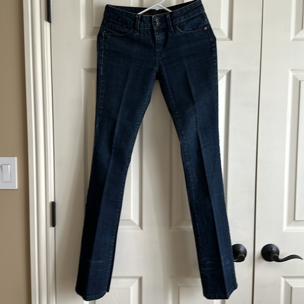 Mango Jeans Penelope and Monica Cruz